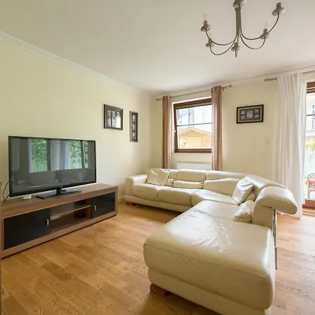 Apartment Dom & House - Landing Place